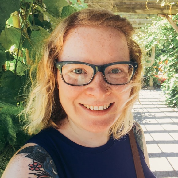 Meet your Posher, Jillian - Picture 1 of 1